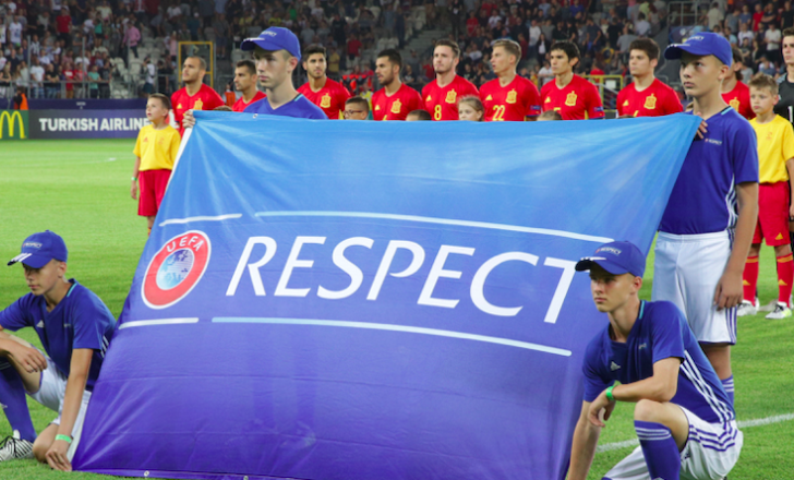 Banderole respect pour un match de ligue europa